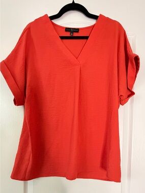 Fred David Coral-Red V-Neck Short Sleeve Blouse Size Medium